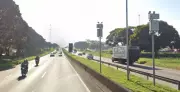 Motociclista de 18 anos morre em acidente na Dutra em Caçapava