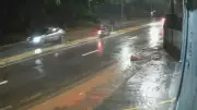 Motociclista morre ao colidir contra poste na Rodovia Monteiro Lobato