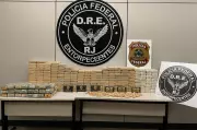 Motorista preso com 235 kg de cocaína e haxixe na Via Dutra em Piraí