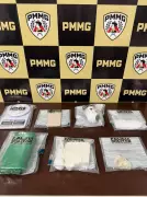 Mulher é presa com drogas nas partes íntimas e em casa em Central de Minas