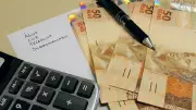 Novo Desenrola Brasil perdoa dívidas de até R$ 100 e libera FGTS