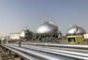 Opep+ aumenta produção de petróleo em meio a crise no Estreito de Ormuz