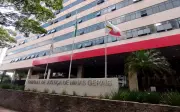 Plataforma de aluguel é condenada a indenizar hóspede por quarto insalubre em MG