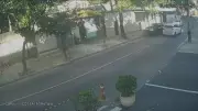 Policial civil atira em carro de app e mata passageira no Rio