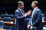 Posicionamento sobre Ciro Nogueira divide equipe de Flávio Bolsonaro