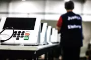 Prazo para tirar título de eleitor termina nesta quarta (6)