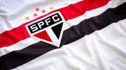 Problema em avião adia viagem do São Paulo para jogo no Chile