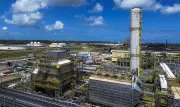 Refinarias da Petrobras operam com mais de 100% da capacidade; entenda