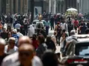 Renda média do brasileiro atinge recorde de R$ 3.367 mensais em 2025