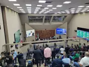 Roberto Cidade assume governo do Amazonas após eleição indireta histórica