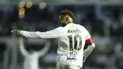 Santos vence Bragantino com gol de Neymar e chega a 18 pontos
