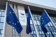 UE proíbe IA de gerar nudez sem consentimento até 2026