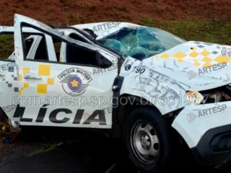 Acidente com viatura da PM deixa morto em Matão, SP