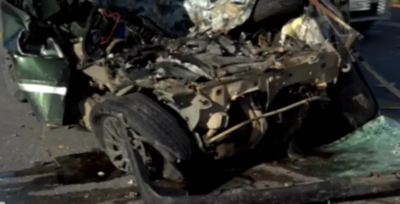Acidente entre carro e betoneira mata um na BR-424 em AL