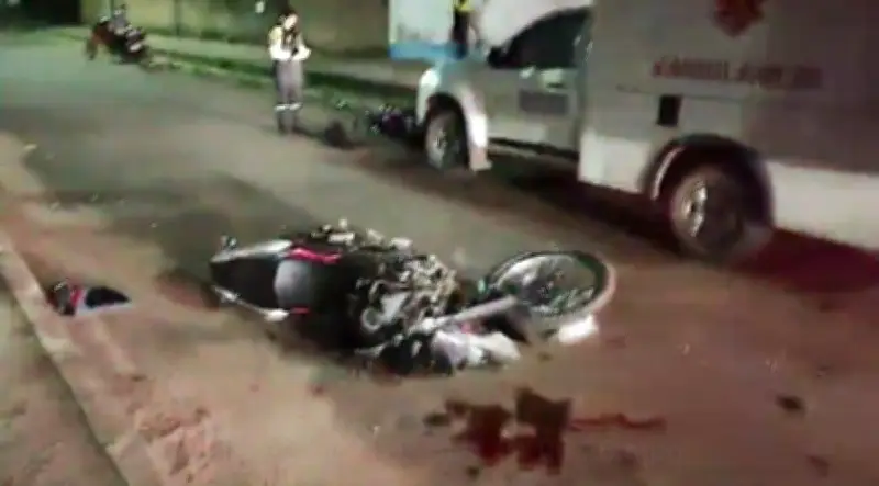 Acidente grave entre motos deixa três feridos em Santarém