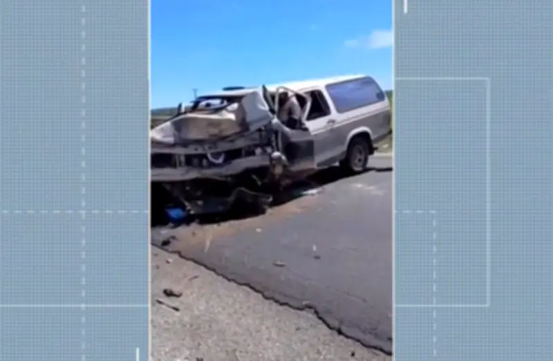 Acidente na BR-230 na Paraíba deixa dois mortos e cinco feridos