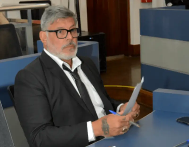 Alexandre Frota oferece pagar multa de jornalista perseguido por Zambelli