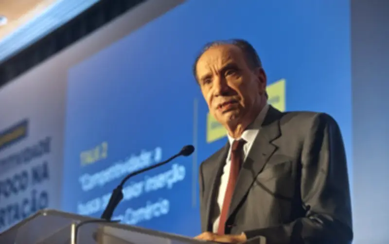 Aloysio Nunes, ex-PSDB e chanceler, filia-se ao PSB com Alckmin