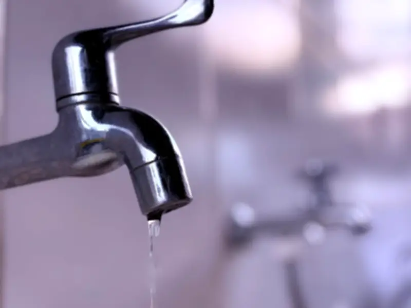 Amapá desperdiça água equivalente a 15 piscinas olímpicas por dia
