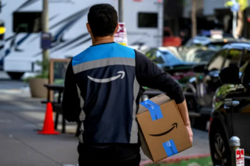 Amazon investigada nos EUA por anúncios e pode levar multas bilionárias