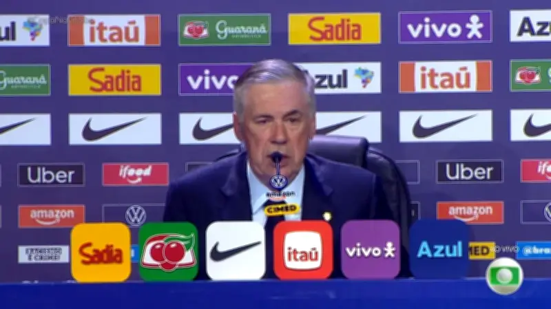Ancelotti admite dúvidas após goleada e elogia Paquetá em novo esquema