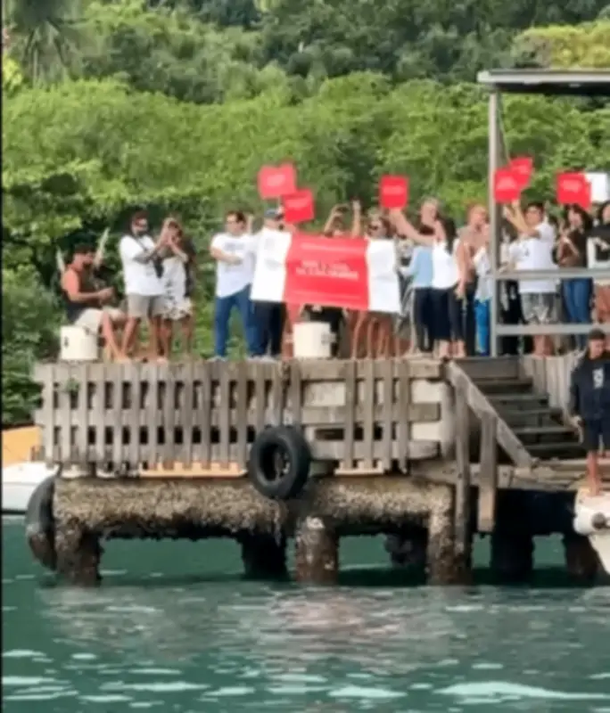 Angra dos Reis enfrenta protestos contra taxa de turismo na Ilha Grande