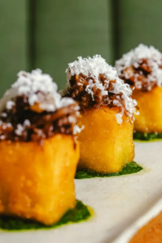 Angu: clássico brasileiro ganha novas versões em restaurantes