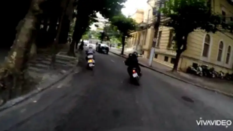 Apenas 4,5% das motos roubadas no Rio são recuperadas, aponta ISP