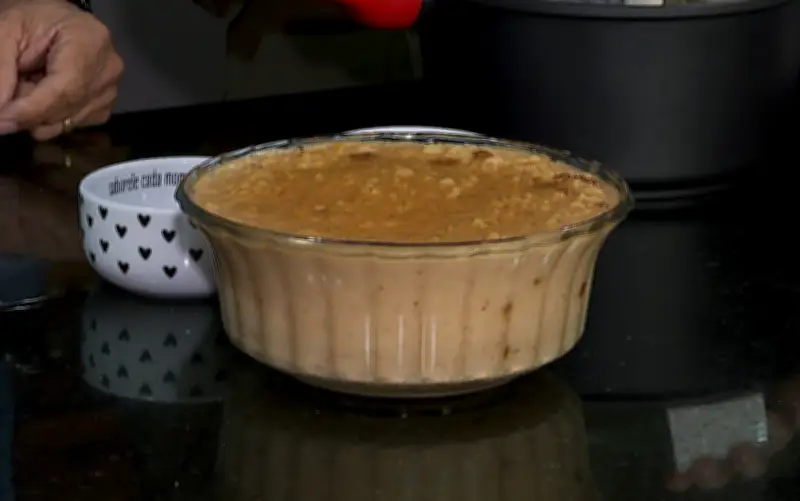 Aprenda a fazer canjica cremosa por R$ 18,91; rende 10 porções