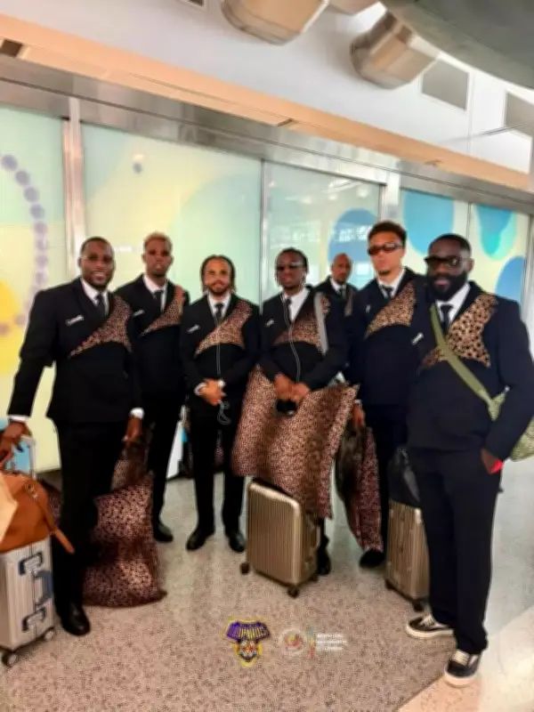 Após 52 anos, RD Congo volta à Copa com ternos de leopardo