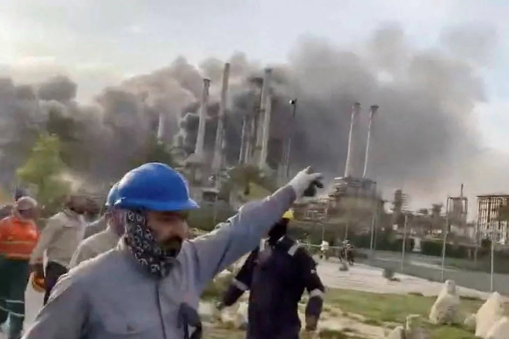 Aramco fecha refinaria de Ras Tanura após ataque com drone