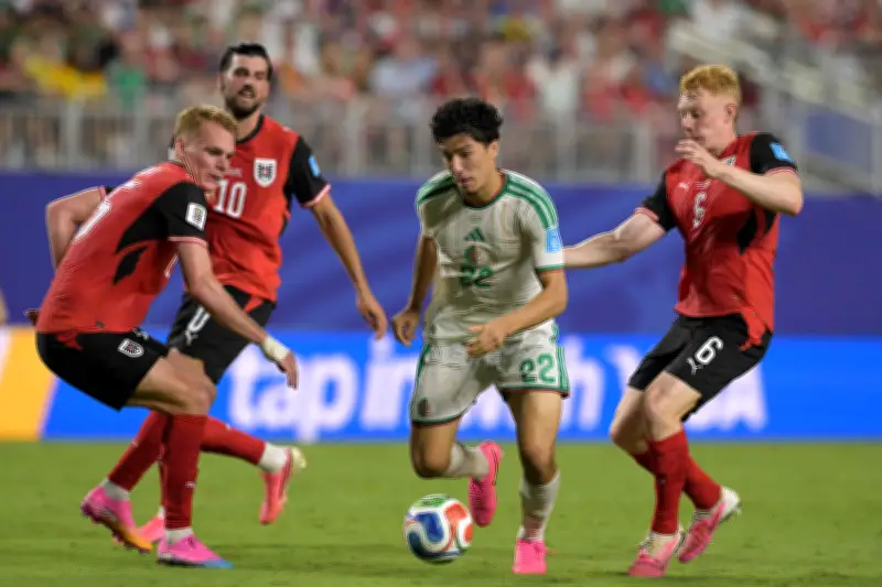 Argélia e Áustria empatam em 3 a 3 e eliminam Irã na Copa do Mundo