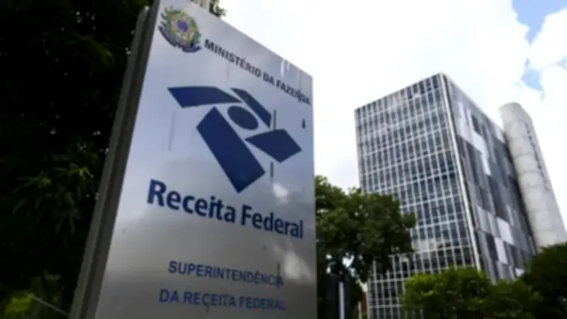 Arrecadação federal bate recorde em maio: R$ 266,8 bilhões