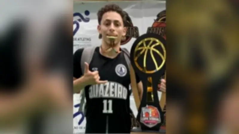 Atleta de 18 anos morre em acidente com time de basquete no Ceará