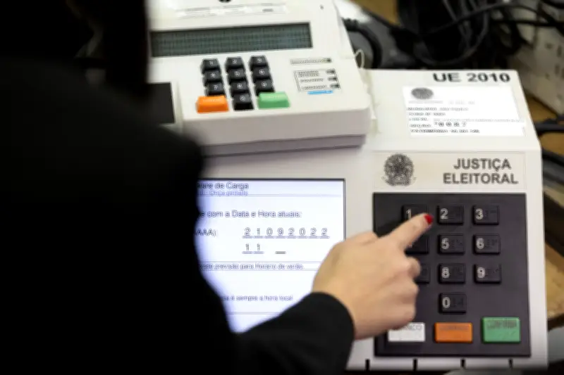 Aumento de 3,5 milhões de eleitores aptos a votar em 2026