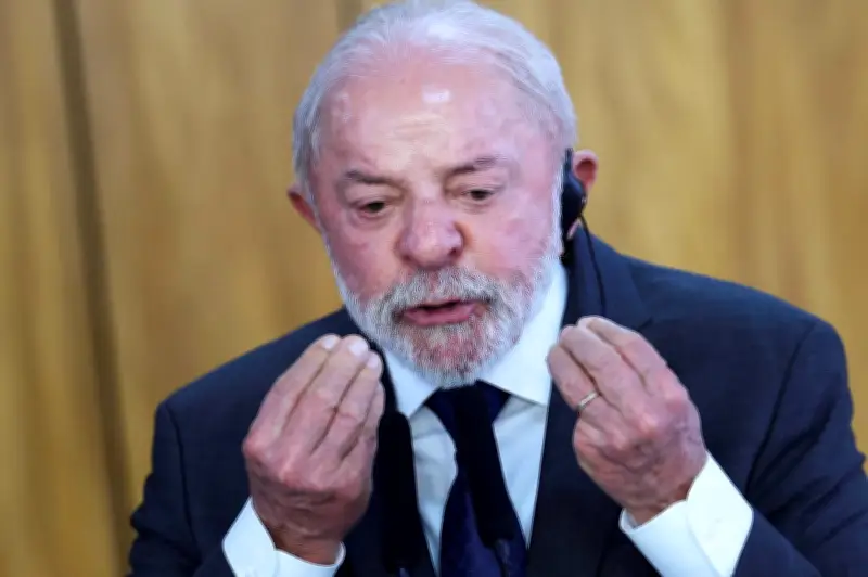 Avaliação negativa do governo Lula é de 38% e positiva de 32%, aponta Ipsos-Ipec