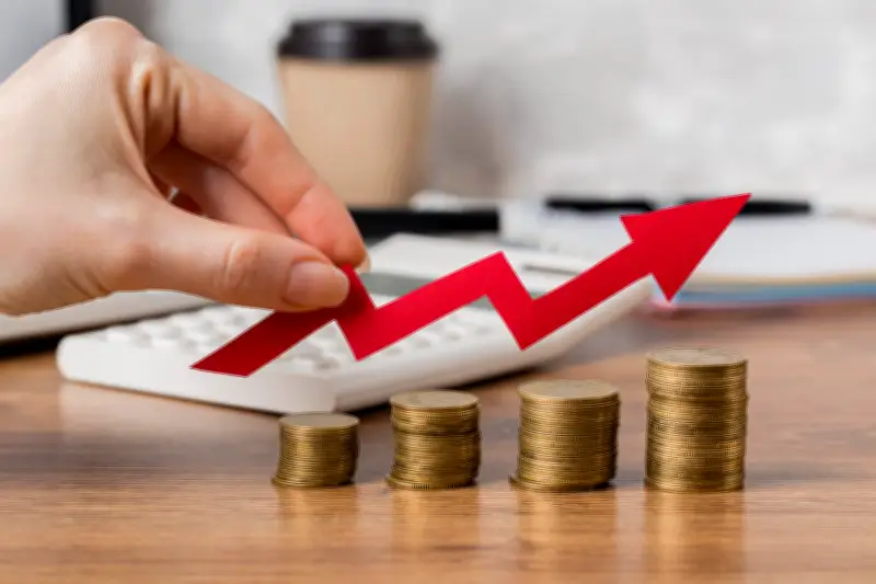 Bancos reduzem apostas de cortes na Selic e projetam juros entre 13,5% e 14%