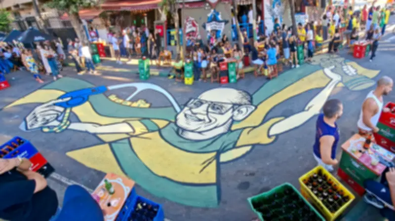 Baródromo homenageia Mestre Ciça em pintura de rua para a Copa do Mundo