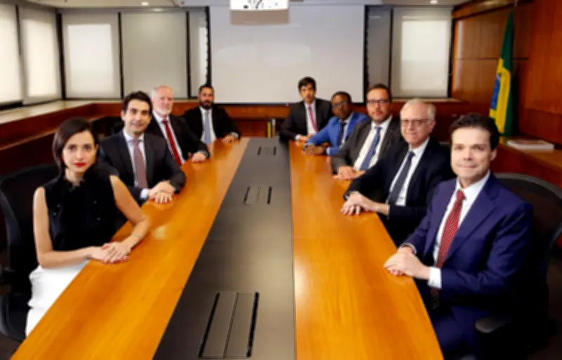 BC reduz Selic com 'coponês' afiado e meta contínua flexível