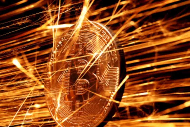 Bitcoin enfrenta forte pressão e caminha para maior sequência de perdas desde agosto