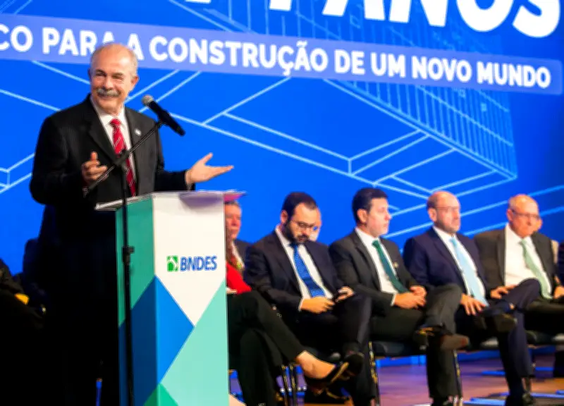 BNDES anuncia R$ 140 bi para Nova Indústria Brasil em 74 anos