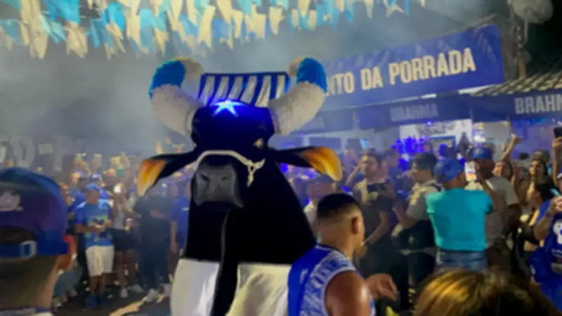 Boi de Rua do Caprichoso 2025: cortejo único neste sábado em Parintins