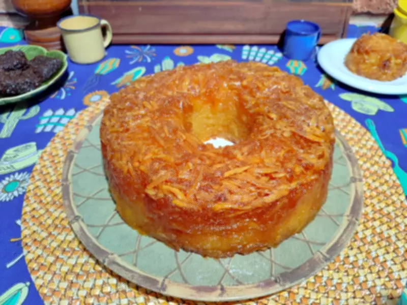Bolo de macaxeira caramelizada: receita fácil para festas juninas