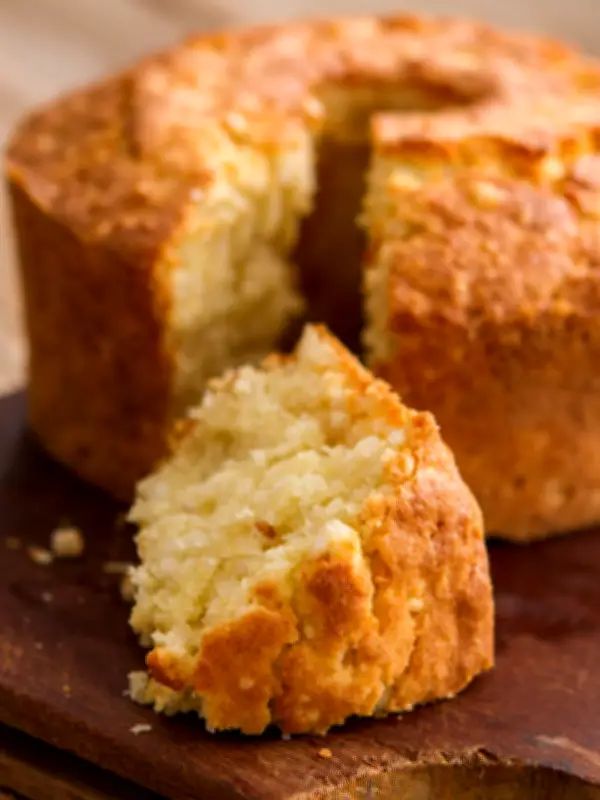 Bolo de Tapioca com Coco: Receita Fácil e Deliciosa