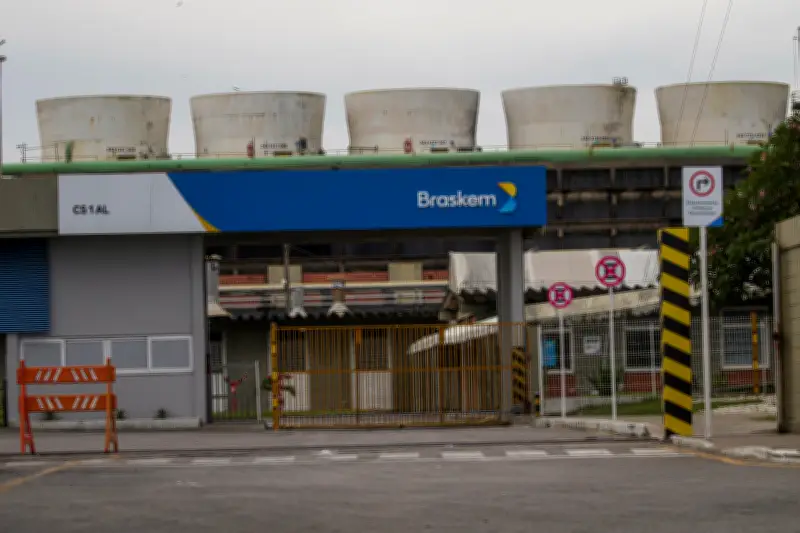 Bonds da Braskem em queda acendem alerta para ações BRKM5, avaliam especialistas