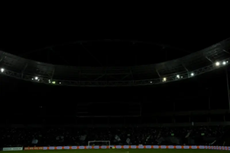 Botafogo SAF confessa dívida de R$ 1,2 milhão em contas de luz, água e gás