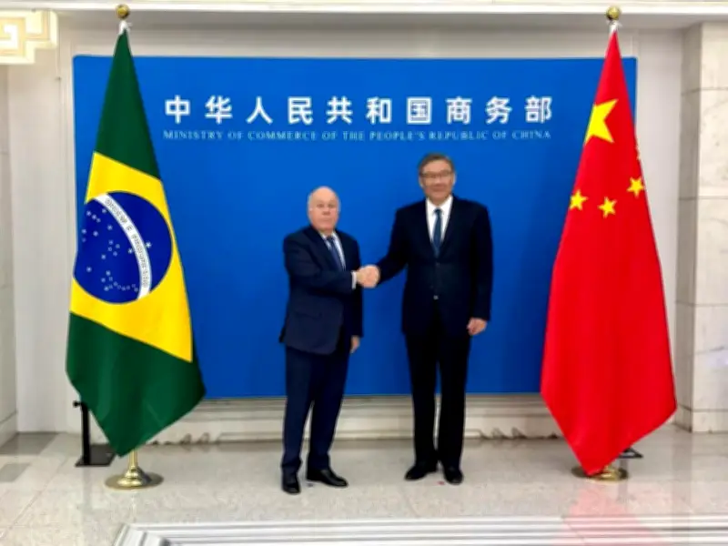 Brasil e China fortalecem parceria estratégica em meio a turbulências globais