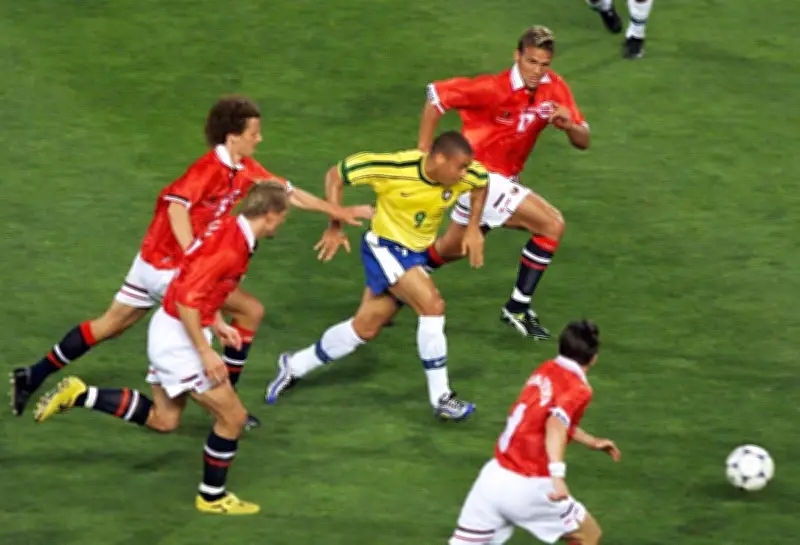 Brasil enfrenta Noruega nas oitavas da Copa 2026; retrospecto é desfavorável