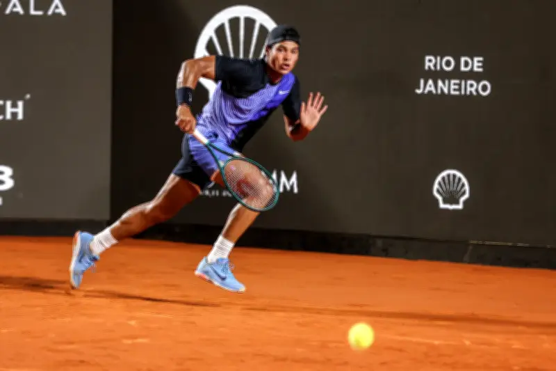 Brasil faz história com três tenistas nas quartas juvenis de Roland Garros