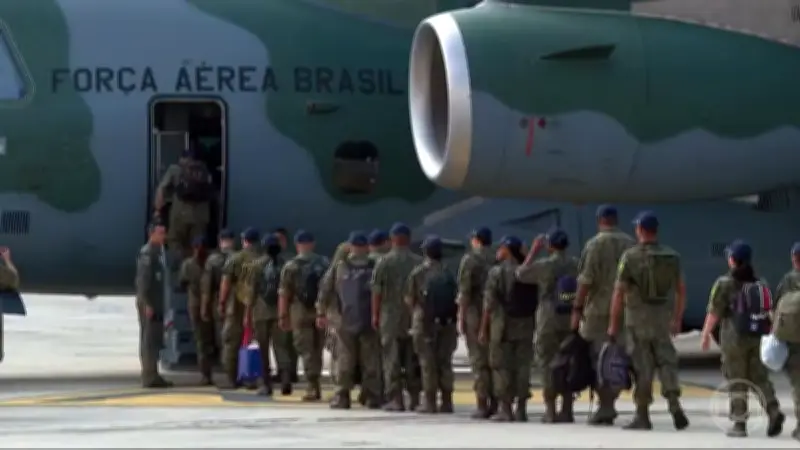 Brasil pede que cidadãos evitem La Guaira e doem sangue na Venezuela
